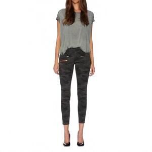 NEW ETIENNE MARCEL women's classic multi zip skinny jeans in camoflauge